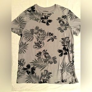 Express Men's Short Sleeve T-Shirt Flower Floral Print, Adult Size Medium